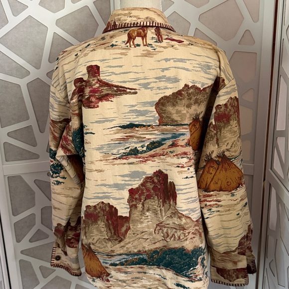 Scenic Print Button-Up Blouse - Picture 3 of 4